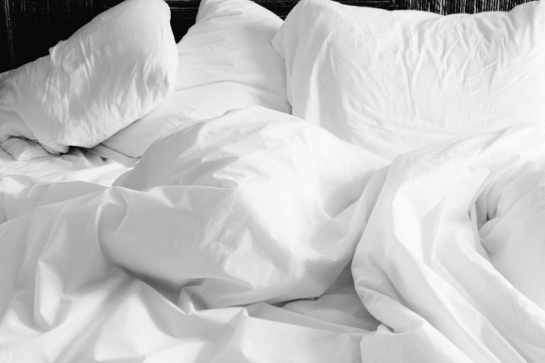 How to Wash and Care for Your Heavy Comforter All American Mattress